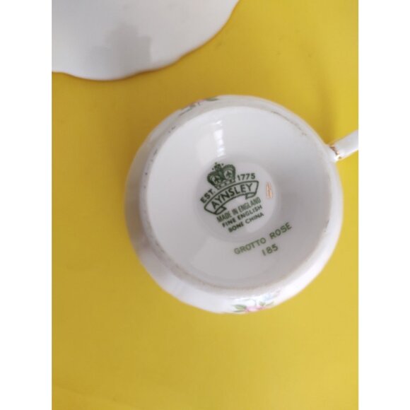 Aynsley Grotto Rose Fine bone china Tea cup & Saucer 1960's - Picture 10 of 11